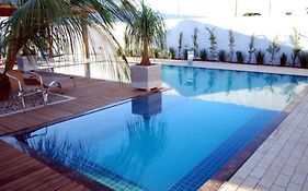 Emmis Park Hotel